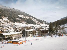 Kersh Dolomites Lodge, hotel a San Candido