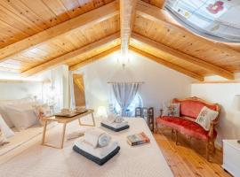 SoKoFri Cottage with Sea view, Hotel in Pyrgi