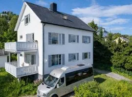 Alfheim Living - Comfortable Arctic City Stay