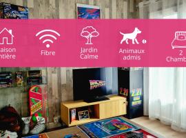 Maison Retour vers le Futur - 2 chambres / jardin, hotel em Marmagne