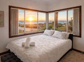 Upper Esplanade Oceanview Escape, Hotel in Bunbury