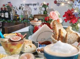 Hostal Sisabel, Bed & Breakfast in Tinogasta