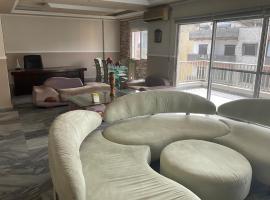 Andys family home, hotel em Trípoli