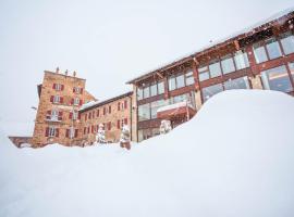 Grand Hôtel L'ermitage, hotel en Font-Romeu