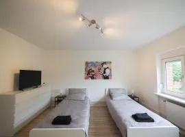 Monteurwohnung-SKGE0901-Komfortabel-modern-in-Schwarzenbek-1-OG-links