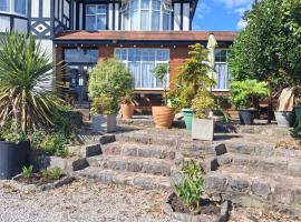 Newton House: Torquay'de bir otel