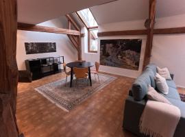 Stylish SKY-LOFT, Hotel in Pucking