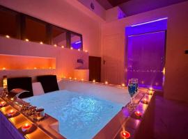 Pink Love Room privée avec jacuzzi privatif, hotell sihtkohas Tourcoing