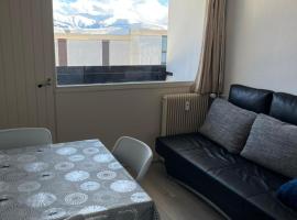 Appartement T3 EGAT, hotel a Égat