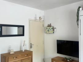 Apartamento tranquilo en Sa Conca, S'Agaro, hotel en S'Agaró