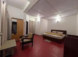 Gateway to the Clouds Scenic Valley Views