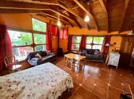 Relajante Cabaña Luminosa en la Naturaleza โรงแรมในPradosegar