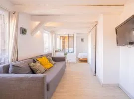 Au pied de la Volerie Cour intérieure au calme