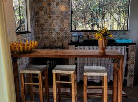 Girass&oacute;is do Vale - Chal&eacute;s no Vale do Cap&atilde;o, chalet i Caet&eacute;-A&ccedil;u