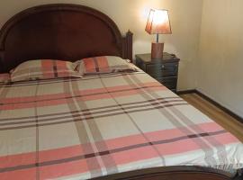 Albergue Happy Backpacker, hotel in Cuenca