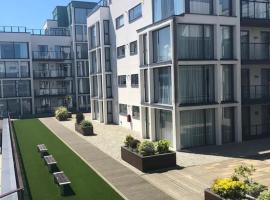 Talbot Suites at Stonebridge, hotel con pileta en Wexford