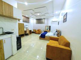 Frenezia Hotel and Apartment Ikeja GRA, хотел в Икеджа