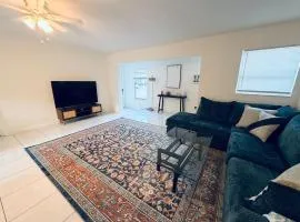 Quiet Home Near Wilton Dr, Sleeps 6,10 Min Beach