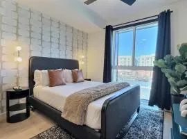 Modern Bham Getaway, Steps to Railroad Park and Eats