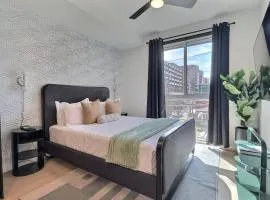 Modern Studio, Gym, Near UAB