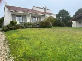 Proche Plage de la Noë, piscine -10