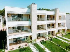 Gjiri i Lalzit - San Pietro - Savita Premium Apartments
