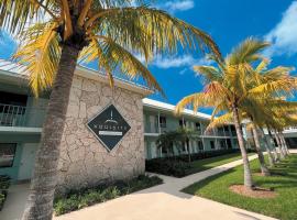 Xquisite Suites, Hotel in Freeport