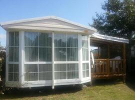Mobilhome 713 panoramique Siblu, hotell i Gastes