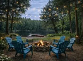 Waterfront Muskoka Cottage with Hot Tub, Canoes, Fire Pit and BBQ