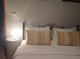 Family Room's Eirini – hotel w mieście Missolungi