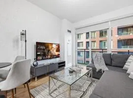 Cozy 1BR Condo w Private Patio for Morning Coffee