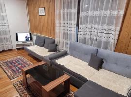 Topli dom Jahorina: Pale şehrinde bir otel