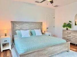 Punta Gorda Home with 2 Kings and Full Kitchen