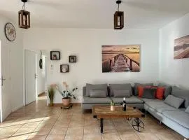 Le Familia,T5 avec terrasse,parking privé et Clim, idéal famille et professionnels