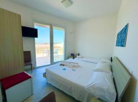 Sea Rooms - Torre Pali, hotel a Torre Pali