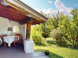 Cozy house near Innsbruck - skiing & hiking, מלון בצירל