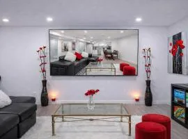 New 2BR Suite, Walk to Dining, Near Downtown