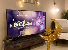 Pool Chalet W Green Garden & BBQ Relax, hotell i Riyadh