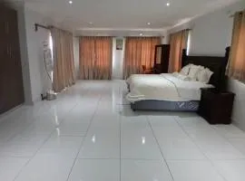 Nestled Comfort ensuit