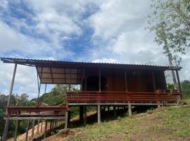 Casa flor da floresta, hotelli kohteessa Aiparuça