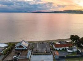 Roam Taupo Upper Terrace Unit 4 - Spa Pool