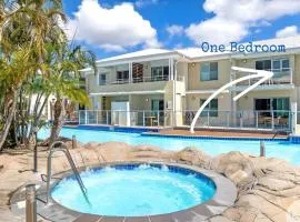Oaks Port Stephens Pacific Blue Resort - Sea Salt Apartment One Bedroom