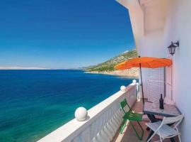 Apartments Karlobag - Velebit Riviera 34630，卡爾盧巴格的飯店
