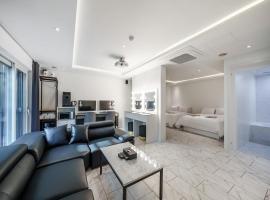 Pyeongtaek Hotel De Salon, хотел в P'yŏngt'aek