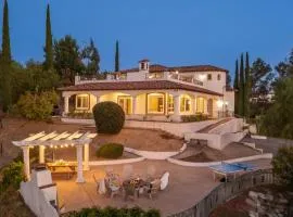 Wine Country Villa • Large Rooftop Terrace w Views Game Room Via del Sur