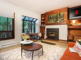 Cedar Suite at Snowater