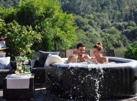 Viesnīca Casa Santamaria a 5min de Noia cerca de la playa pilsētā Lousame