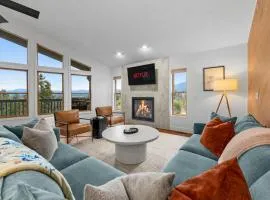 Luxury Mountain Views, hot tub, peaceful retreat