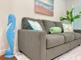 Stylish Modern 2BR Punta Gorda Home with Full Kitchen