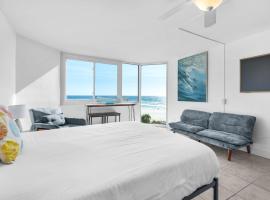 Top of the Gulf 421 - Luxury Beach View Condo, hotel a Panama City Beach